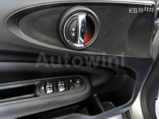 2018 MINI COOPER CLUBMAN D 2.0 일반형(09~) - 12