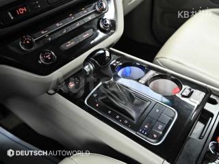 2015 KIA  CARNIVAL SEDONA 9 SEATS 2.2 DIESEL OUTDOOR LUXURY - 9