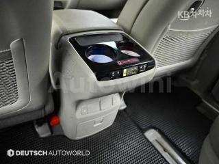 2015 KIA  CARNIVAL SEDONA 9 SEATS 2.2 DIESEL OUTDOOR LUXURY - 16