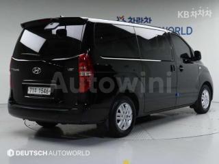 KMJWA37KBHU920904 2017 HYUNDAI GRAND STAREX H-1 12 SEATS WAGON CVX MORDERN-1
