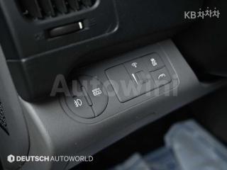 2017 HYUNDAI GRAND STAREX H-1 12 SEATS WAGON CVX MORDERN - 17