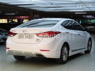 KMHDH41UBFU431661 2015 HYUNDAI  AVANTE ELANTRA 1.6 VGT 텐밀리언 LIMITED-3