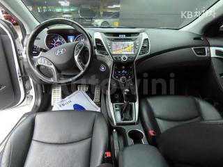 2015 HYUNDAI  AVANTE ELANTRA 1.6 VGT 텐밀리언 LIMITED - 7