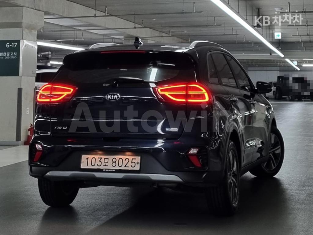 2020 KIA  NIRO 1.6 HEV NOBLESSE SPECIAL - 16