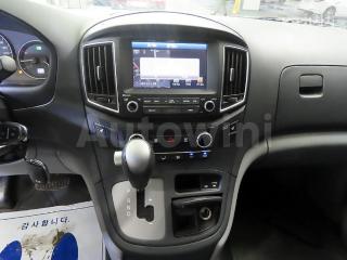 2017 HYUNDAI GRAND STAREX H-1 3 SEATS VAN SMART - 12