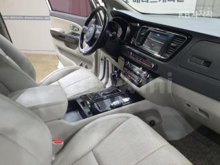 2016 KIA  CARNIVAL SEDONA 7 SEATS 2.2 DIESEL LIMOUSINE PRESIDENT - 10