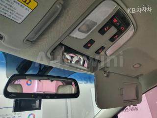 2016 KIA  CARNIVAL SEDONA 7 SEATS 2.2 DIESEL LIMOUSINE PRESIDENT - 17