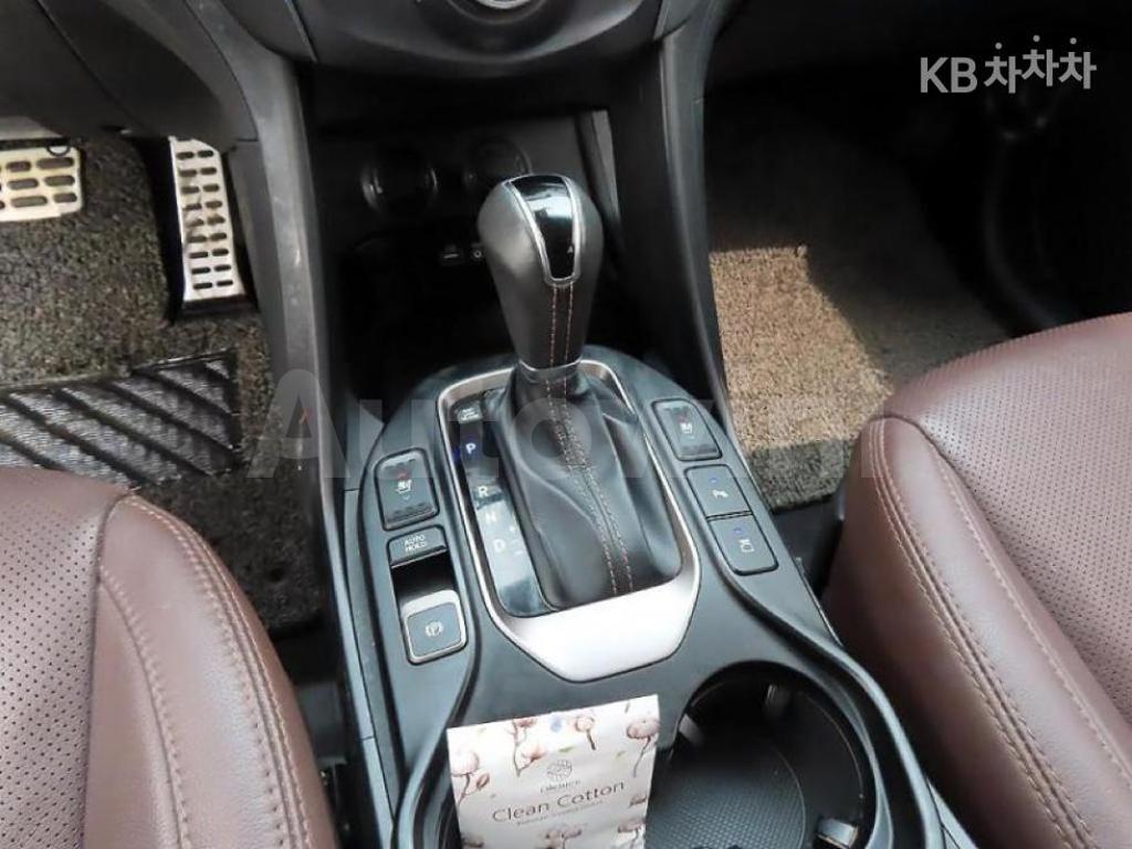 2017 HYUNDAI  MAXCRUZ DIESEL(E-VGT)R2.2 4WD PRESTIGE 7 SEATS - 10