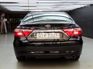 2015 TOYOTA CAMRY 2.5 XLE - 4