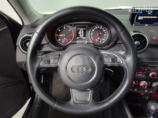 2015 AUDI A1 30 TDI 스포트백 디자인 - 11