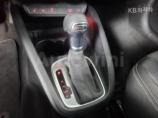 2015 AUDI A1 30 TDI 스포트백 디자인 - 16