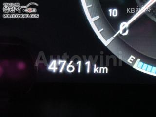 KMTG541EDKU030953 2019 GENESIS G70 SPORTS 3.3T SPORT AWD PRESTIGE-4