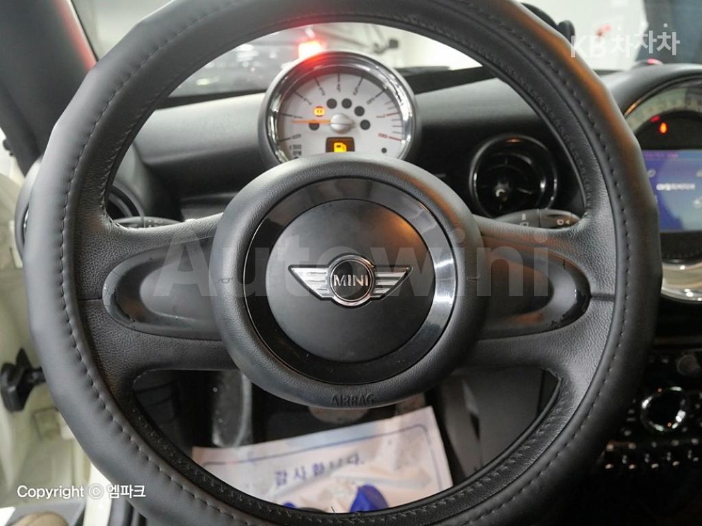 2012 MINI COOPER COUPE 1.6 - 8