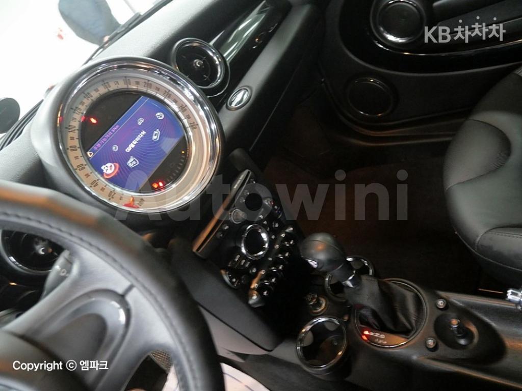 2012 MINI COOPER COUPE 1.6 - 9