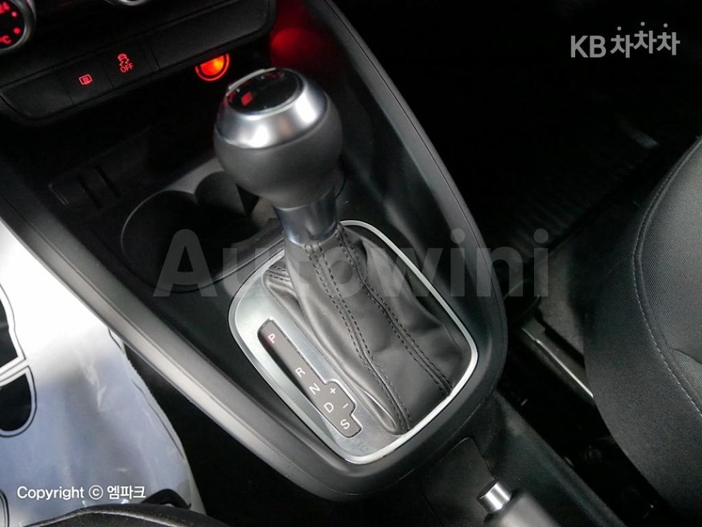 2014 AUDI A1 30 TDI 해치 스포트 - 12