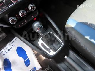 2015 AUDI A1 30 TDI 스포트백 스포트 PREMIUM - 11