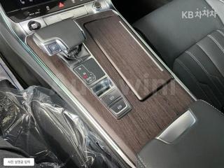 2022 AUDI A7 4K8  55 TFSI QUATTRO PREMIUM - 11