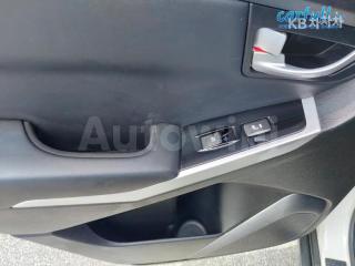 2015 SSANGYONG  KORANDO C 2.0 CVT 2WD ADVANCED - 12