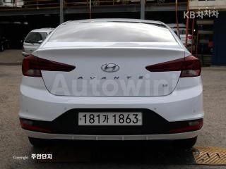 KMHD641EELU045088 2020 HYUNDAI  AVANTE ELANTRA 1.6 VGT STYLE BASIC-2