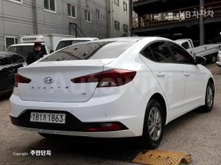 KMHD641EELU045088 2020 HYUNDAI  AVANTE ELANTRA 1.6 VGT STYLE BASIC-3