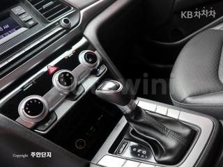 2020 HYUNDAI  AVANTE ELANTRA 1.6 VGT STYLE BASIC - 7