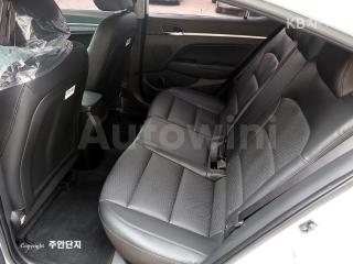 2020 HYUNDAI  AVANTE ELANTRA 1.6 VGT STYLE BASIC - 12