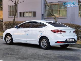KMHD741EELU942780 2020 HYUNDAI  AVANTE ELANTRA 1.6 GDI SMART BASIC-3