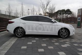 KMHD641EELU932783 2020 HYUNDAI  AVANTE ELANTRA 1.6 VGT SMART BASIC-4