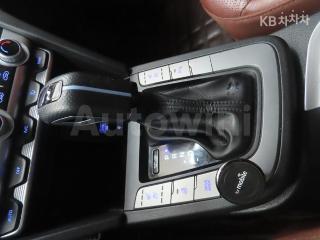 2020 HYUNDAI  AVANTE ELANTRA 1.6 GDI PREMIUM BASIC - 14