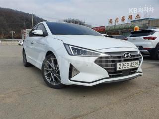 KMHD041EELU074754 2020 HYUNDAI  AVANTE ELANTRA 1.6 GDI PREMIUM BASIC-0