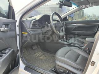 KMHD041EELU074754 2020 HYUNDAI  AVANTE ELANTRA 1.6 GDI PREMIUM BASIC-4