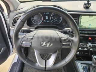 2020 HYUNDAI  AVANTE ELANTRA 1.6 GDI PREMIUM BASIC - 10