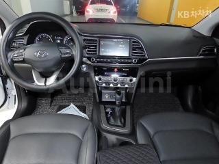 2020 HYUNDAI  AVANTE ELANTRA 1.6 VGT SMART BASIC - 8
