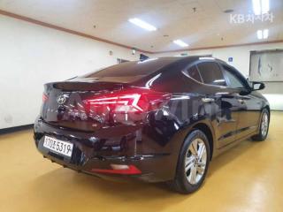KMHD041EELU018648 2020 HYUNDAI  AVANTE ELANTRA 1.6 GDI PREMIUM BASIC-3