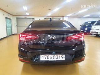 KMHD041EELU018648 2020 HYUNDAI  AVANTE ELANTRA 1.6 GDI PREMIUM BASIC-4