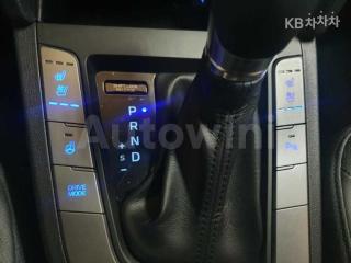 2020 HYUNDAI  AVANTE ELANTRA 1.6 GDI PREMIUM BASIC - 11