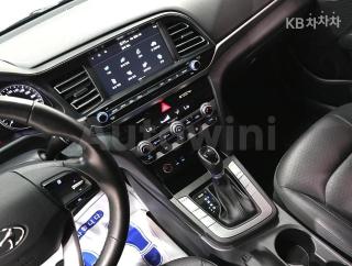 2020 HYUNDAI  AVANTE ELANTRA 1.6 VGT SMART BASIC - 19
