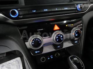 2020 HYUNDAI  AVANTE ELANTRA 1.6 GDI SMART BASIC - 17