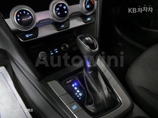 2020 HYUNDAI  AVANTE ELANTRA 1.6 GDI SMART BASIC - 18