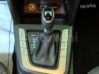 2020 HYUNDAI  AVANTE ELANTRA 1.6 VGT SMART BASIC - 12