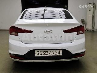 KMHD741EELU977165 2020 HYUNDAI  AVANTE ELANTRA 1.6 VGT SMART BASIC-2
