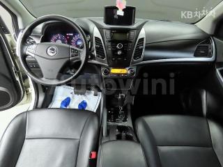 2014 SSANGYONG  KORANDO C 2.0 CVT 4WD ADVANCED - 9