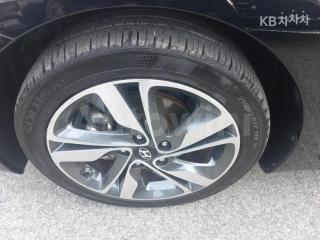 2016 HYUNDAI  AVANTE ELANTRA 1.6 GDI MORDERN BASIC - 12