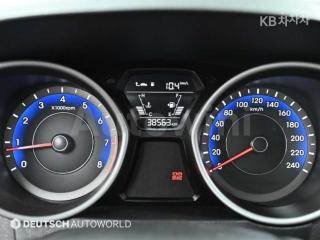 2016 HYUNDAI  AVANTE ELANTRA 1.6 GDI STYLE BASIC - 8