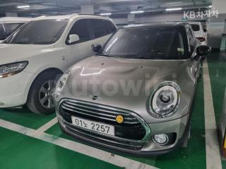 WMWLN5105H2F17966 2017 MINI COOPER CLUBMAN 1.5 COOPER HIGH TRIM-0