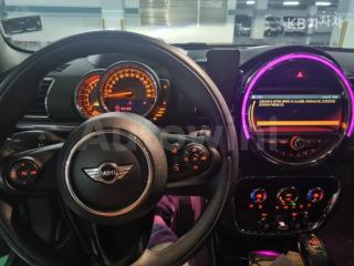 WMWLN5105H2F17966 2017 MINI COOPER CLUBMAN 1.5 COOPER HIGH TRIM-3