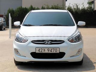KMHCT41UGHU288219 2017 HYUNDAI ACCENT  1.6 VGT MORDERN-0