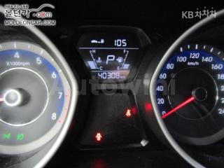 2015 HYUNDAI  AVANTE ELANTRA 1.6 GDI SMART BASIC - 7