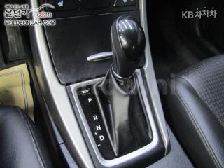 2015 HYUNDAI  AVANTE ELANTRA 1.6 GDI SMART BASIC - 11