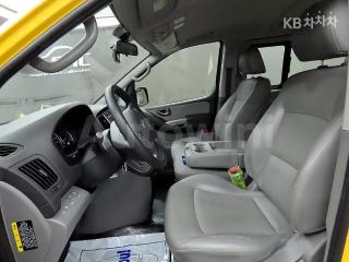 KMJWA37KBHU900543 2017 HYUNDAI GRAND STAREX H-1 15 SEATS 어린이버스 LUXURY-4